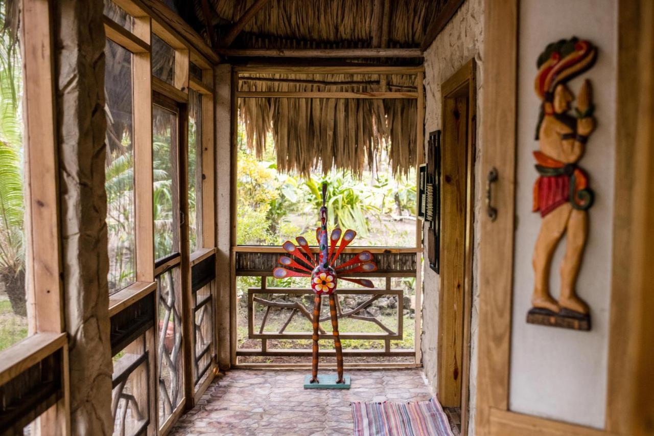 Pine Ridge Lodge Сан-Игнасио Экстерьер фото