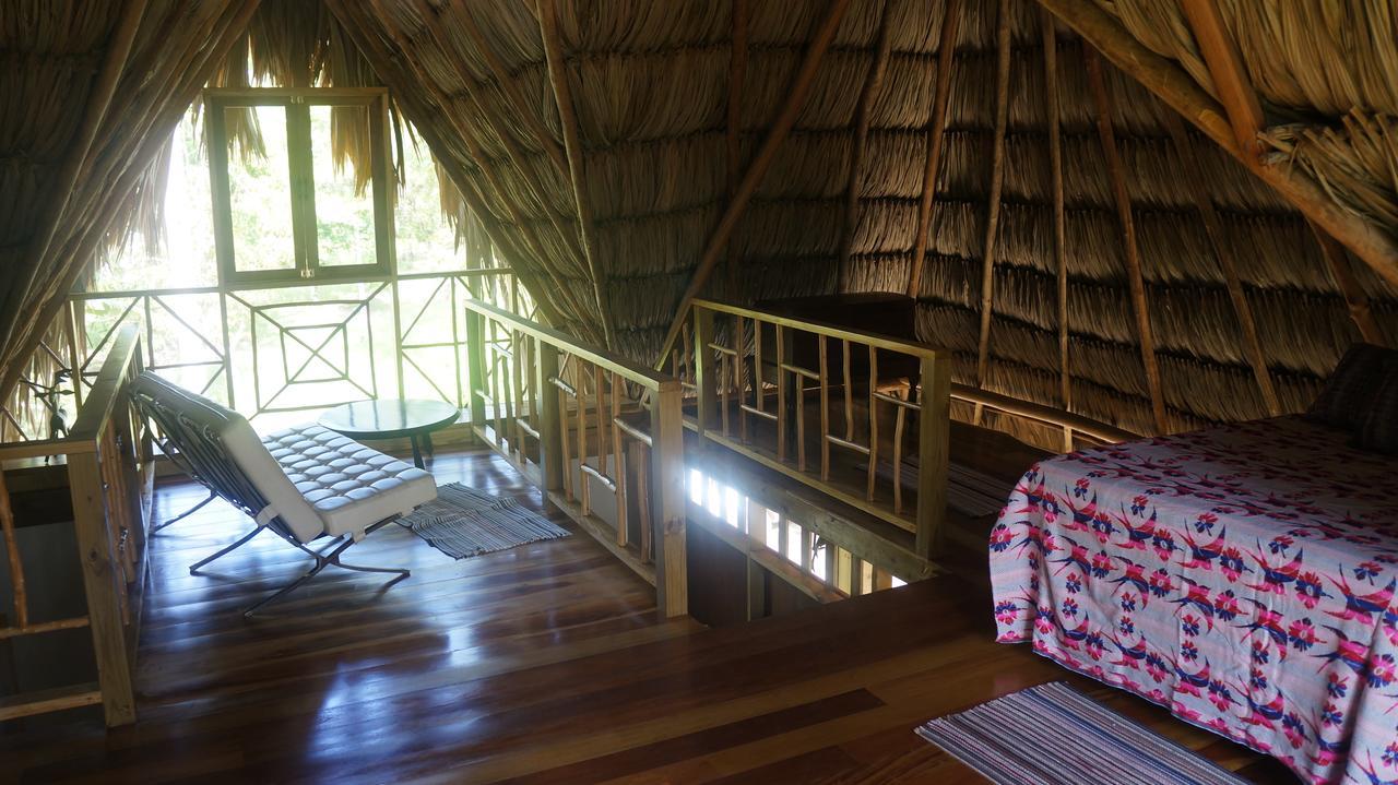 Pine Ridge Lodge Сан-Игнасио Экстерьер фото