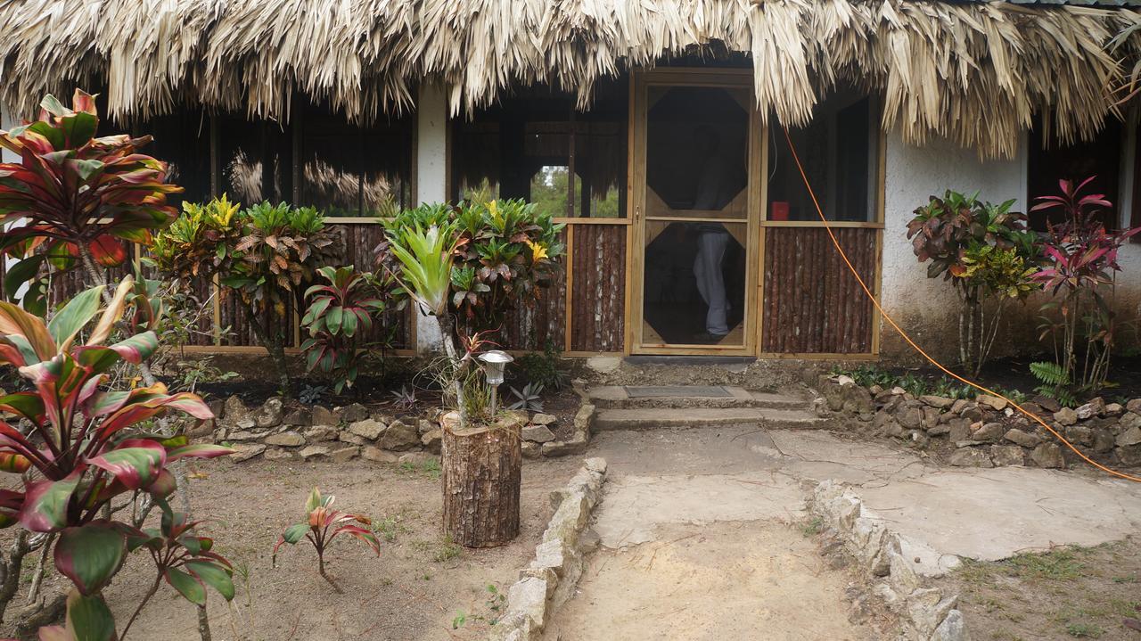 Pine Ridge Lodge Сан-Игнасио Экстерьер фото