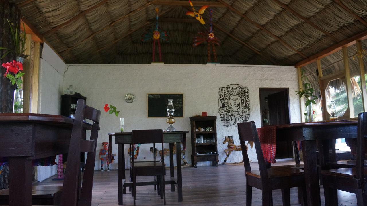 Pine Ridge Lodge Сан-Игнасио Экстерьер фото